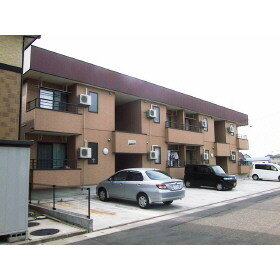 ルーブル嘉坪川