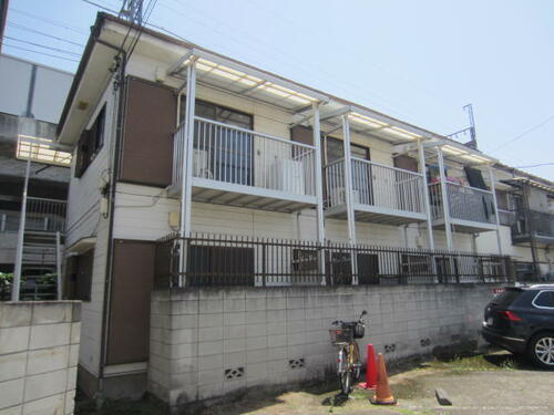 第１３市川荘 2階建