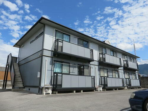 山梨県甲州市塩山下於曽 賃貸アパート