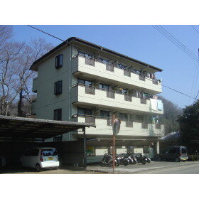 マンション明鶴 4階建
