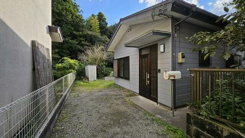 今泉３丁目貸家