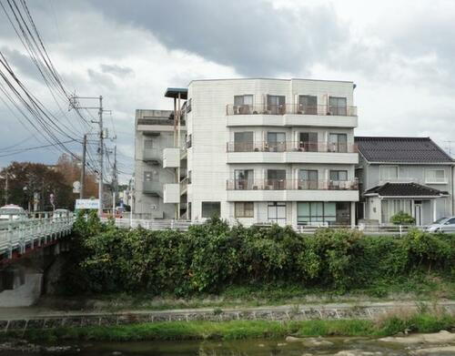 コーポ山北 4階建