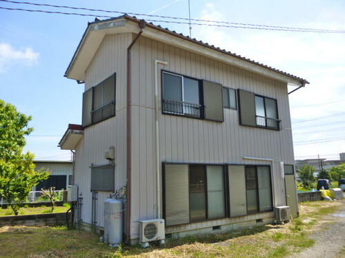 荒句住宅