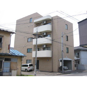 ジュ・ウェル志家町