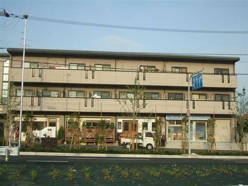 大阪府箕面市白島２丁目 築25年4ヶ月 3階建