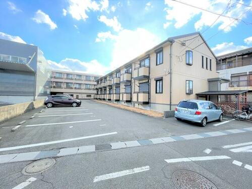 三重県四日市市曙２丁目 2階建 築24年9ヶ月