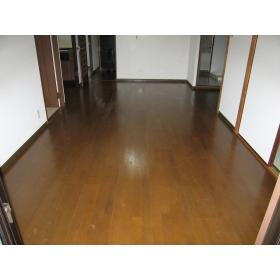 高知県高知市中宝永町 築36年10ヶ月 11階建