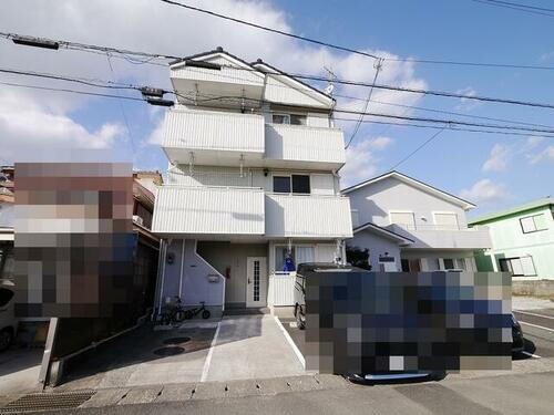 高知県宿毛市西片島 3階建