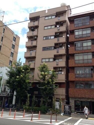 東京都渋谷区神泉町 8階建