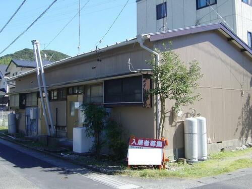 町アパート 平屋建て