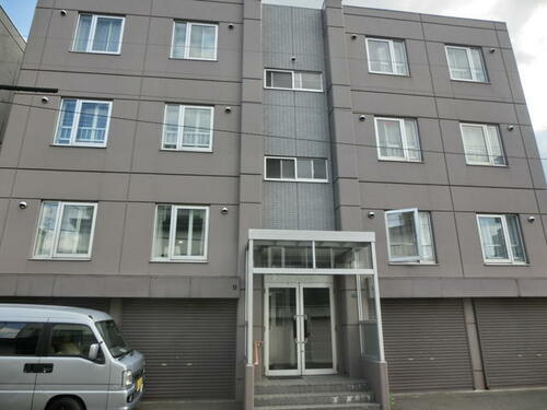 イーストマンション