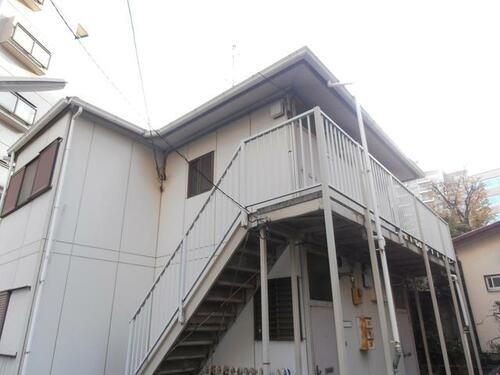 東京都目黒区目黒２丁目 築40年10ヶ月 2階建