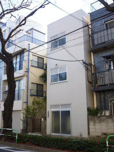 東京都北区田端１丁目 3階建 築28年3ヶ月