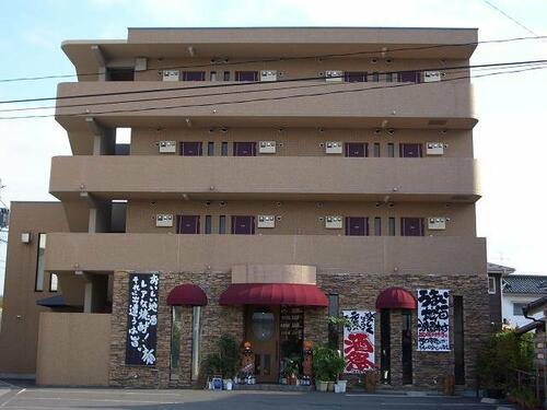 有坂マンション 4階建
