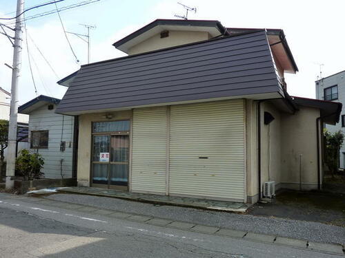 栃木県日光市土沢 2階建