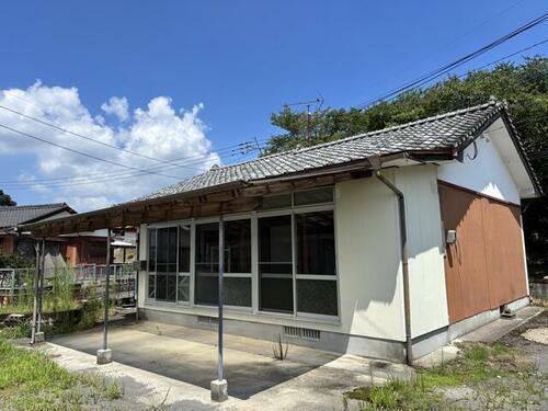 宮崎県えびの市大字岡松 平屋建て 築47年11ヶ月