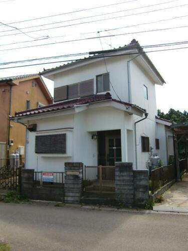 千葉県八街市文違 築41年3ヶ月 2階建