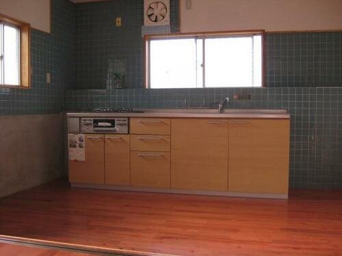 鹿児島県南九州市川辺町平山 平屋建て 築40年11ヶ月