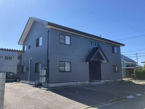秋田県秋田市御所野元町４丁目 2階建
