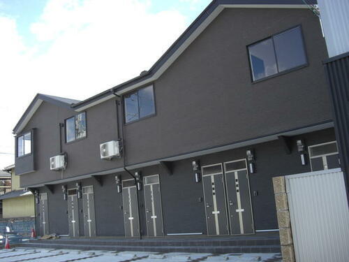 サファイア城北新町 2階建