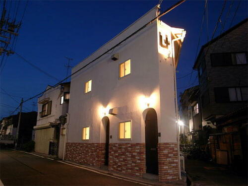 大阪府吹田市東御旅町 築15年4ヶ月 2階建