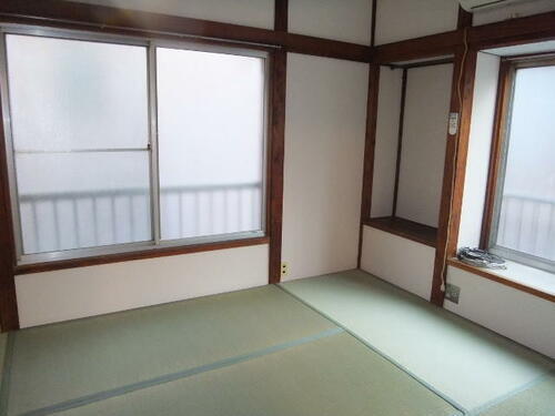 東京都豊島区駒込２丁目 2階建 築70年