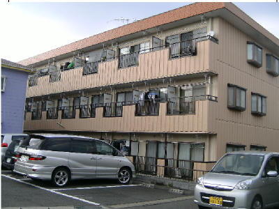 神奈川県平塚市南金目 3階建 築28年6ヶ月
