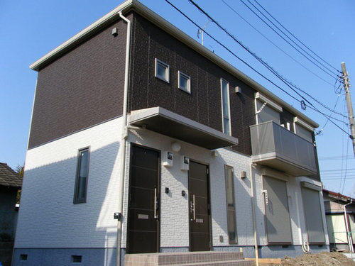 レラ・チセ 2階建