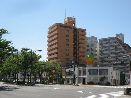 ライオンズマンション三木町 12階建