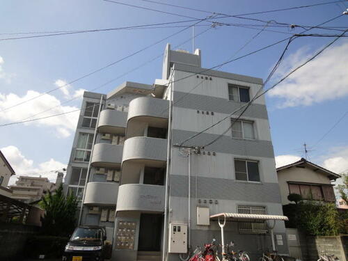 クラランス白山 4階建