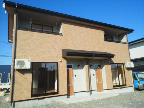 岩手県北上市鍛冶町３丁目 賃貸アパート