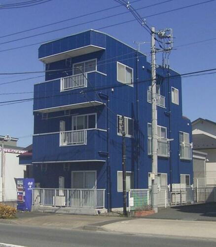 ロイヤルヒルズ忠生 3階建