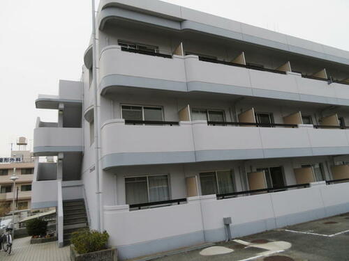 兵庫県神戸市北区有野町有野 3階建 築31年1ヶ月