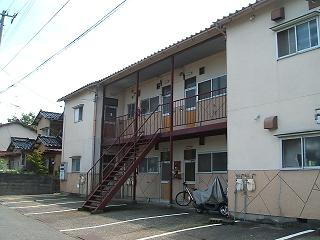 泉野タチムラアパート 2階建