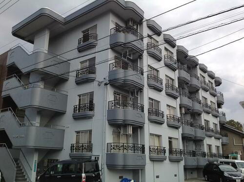 富山県富山市稲荷町１丁目 4階建 築42年