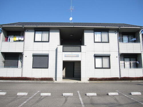 茨城県結城市下り松３丁目 築27年12ヶ月 2階建