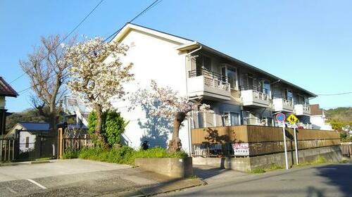 神奈川県三浦郡葉山町堀内 2階建