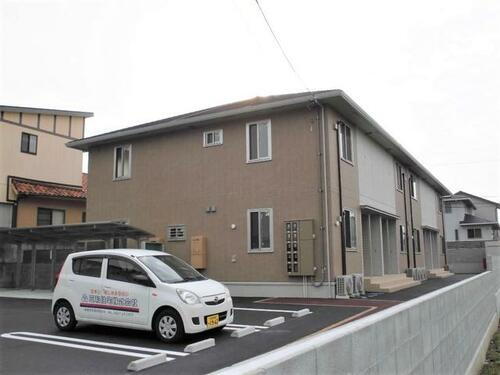 愛媛県新居浜市中村２丁目 賃貸アパート