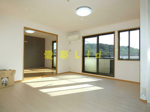 高知県高知市長浜 築22年9ヶ月 3階建