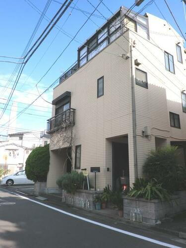 東京都北区志茂１丁目 築31年12ヶ月 3階建