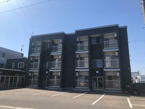 北海道室蘭市東町３丁目 賃貸アパート