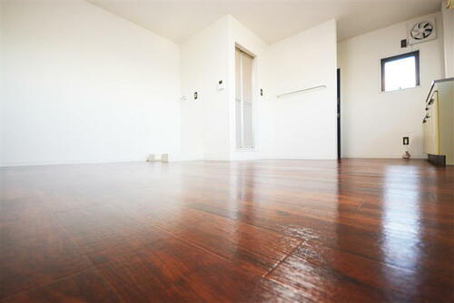 群馬県高崎市江木町 賃貸マンション