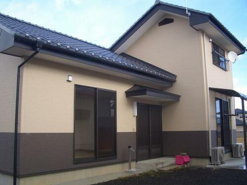 佐藤貸家 2階建