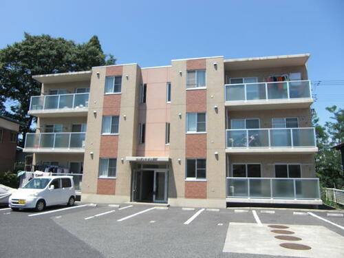 岩手県一関市萩荘字脇田郷 3階建 築20年10ヶ月