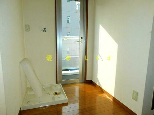 高知県高知市土居町 4階建 築23年9ヶ月