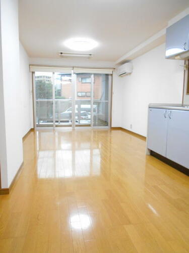 福岡県筑紫野市針摺東５丁目 3階建 築24年9ヶ月