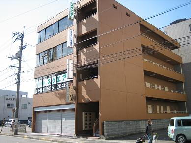 徳島県鳴門市撫養町小桑島字前浜 5階建