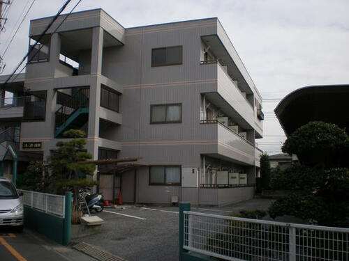 埼玉県越谷市南越谷３丁目 築32年8ヶ月 3階建