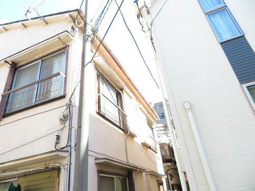 東京都北区神谷３丁目 築50年3ヶ月 2階建