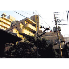 東京都板橋区熊野町 築34年6ヶ月 6階建